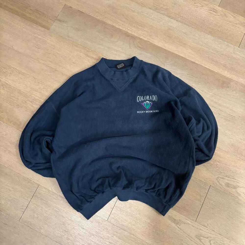 American-vintage Men's Navy and Black Sweatshirt
